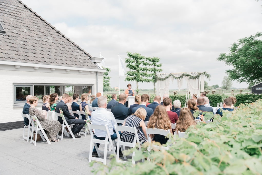 Relaxed trouwen aan het Friese water | Pollepleats | Westhem | Friesland