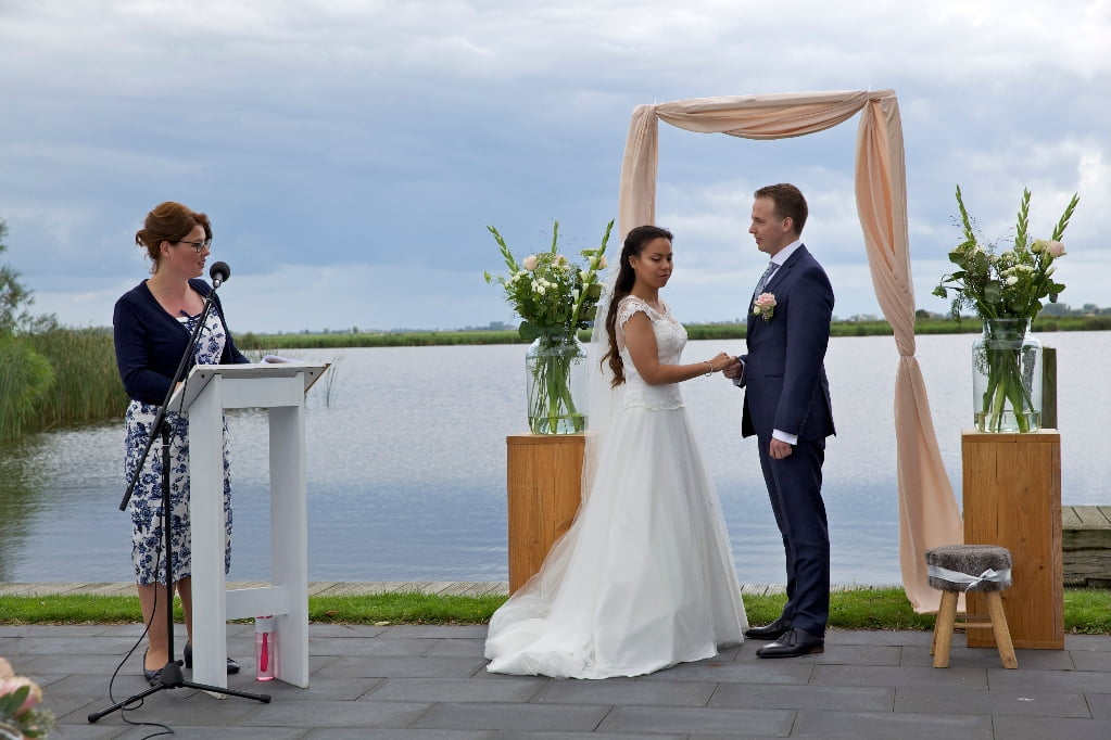 Een Fantasy Wedding: “De trouwceremonie bij de Pollepleats in Westhem was perfect voor ons!”